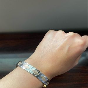 Shaped Bracelet